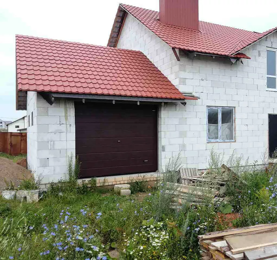 Установка гаражных ворот Дорхан в Логойске